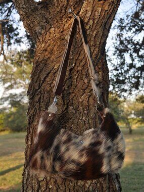 🤎✨ Handmade Tricolor Cowhide Shoulder Purse | Genuine Leather | One-of-a-Kind W